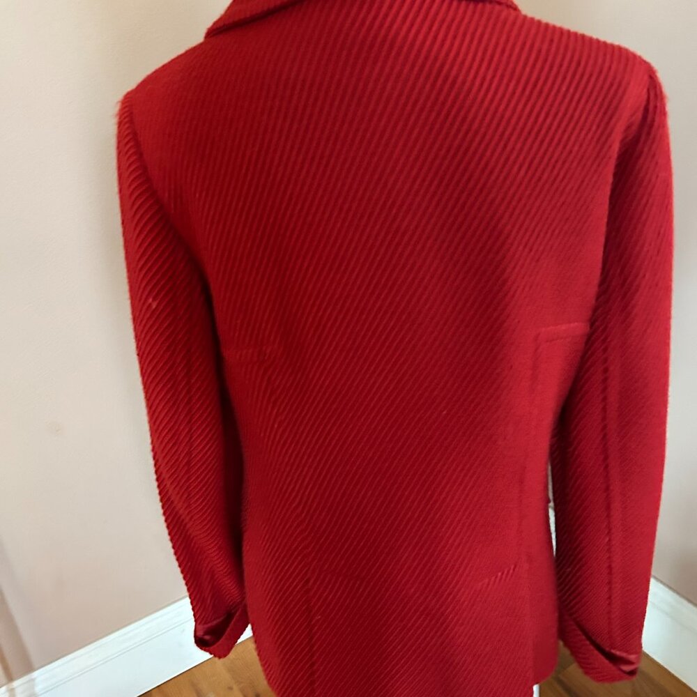 Red Coat - Picture 5 of 8